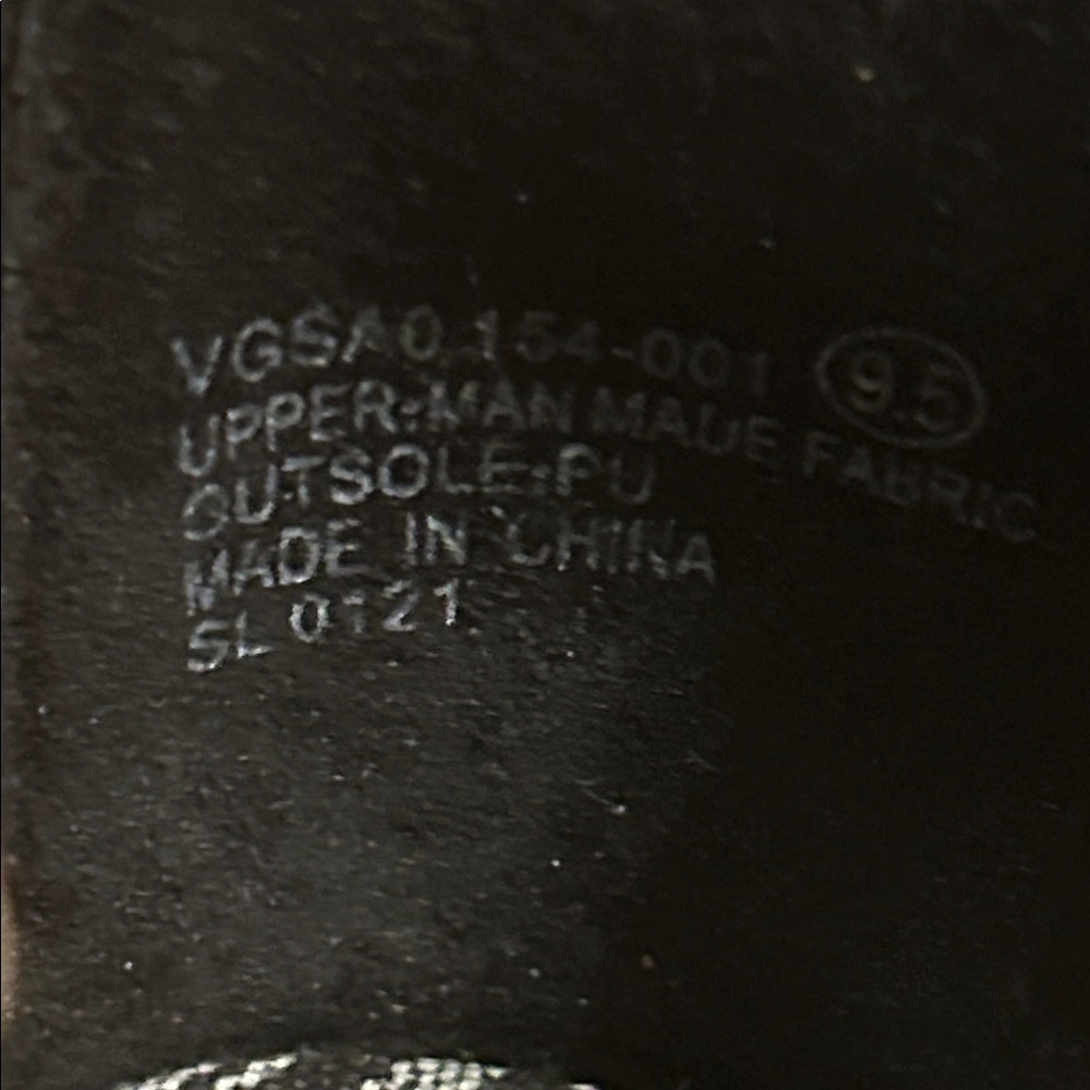 Very G Black Open-Toe Slip-On Sandals with Patterned Insole - Picture 3 of 8